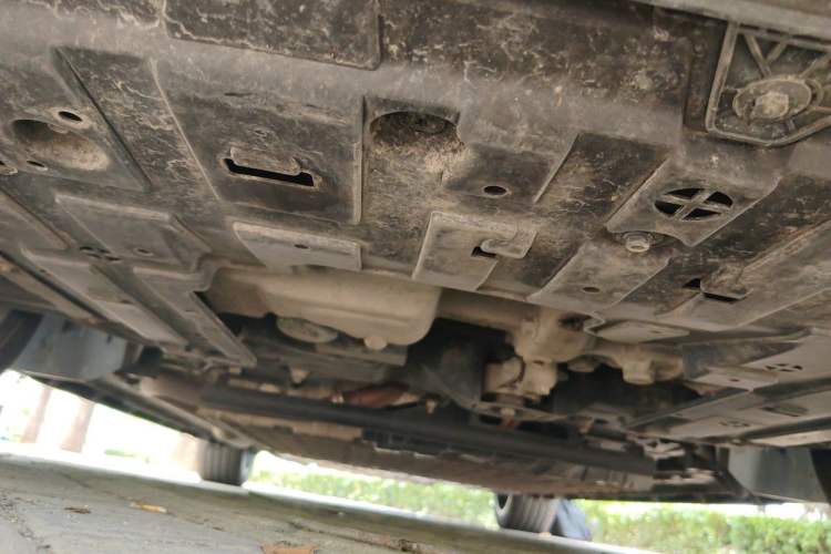 Used Deepal L07 2025 230 Ultra Qiankun Intelligent Driving ADS SE Range-Extended Version Chassis Front