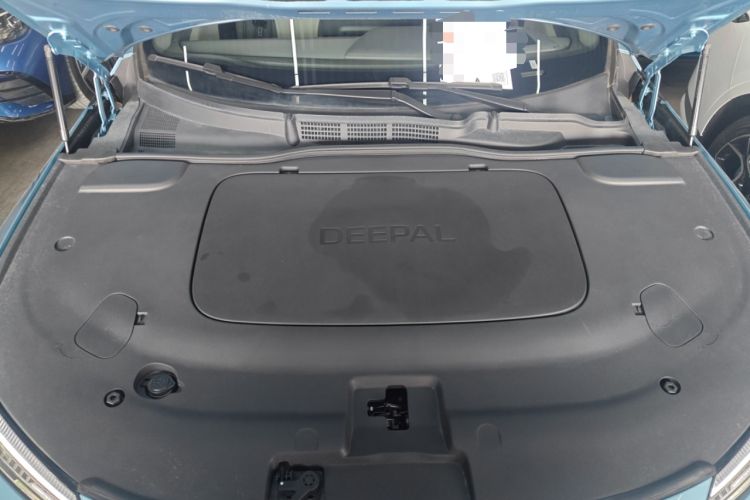 Used Deepal L07 2025 230 Ultra Qiankun Intelligent Driving ADS SE Range-Extended Version Engine Bay