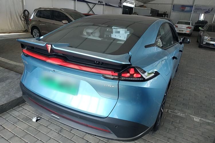 Used Deepal L07 2025 230 Ultra Qiankun Intelligent Driving ADS SE Range-Extended Version Exterior 5