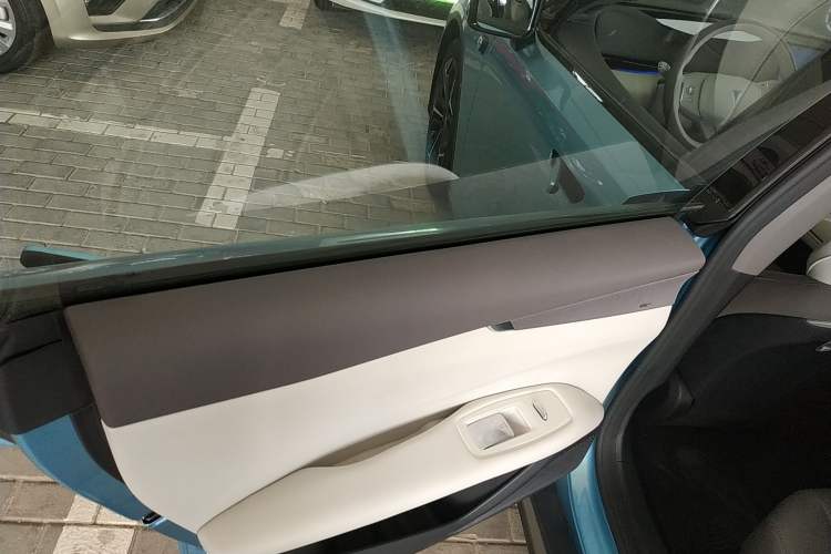 Used Deepal L07 2025 230 Ultra Qiankun Intelligent Driving ADS SE Range-Extended Version Interior 8