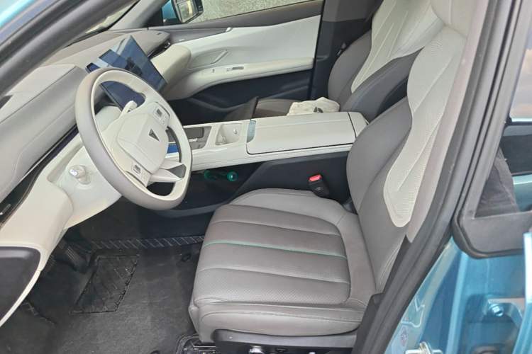 Used Deepal L07 2025 230 Ultra Qiankun Intelligent Driving ADS SE Range-Extended Version Left Front Seat
