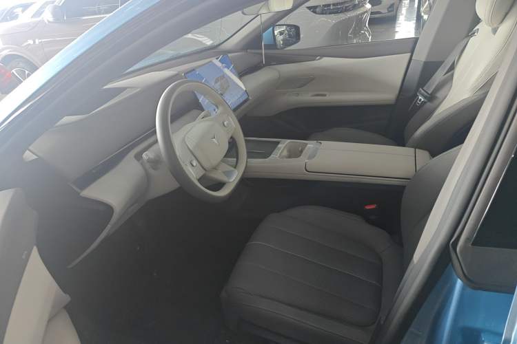 Used Deepal L07 2025 230 Ultra Qiankun Intelligent Driving ADS SE Range-Extended Version Left Front Seat