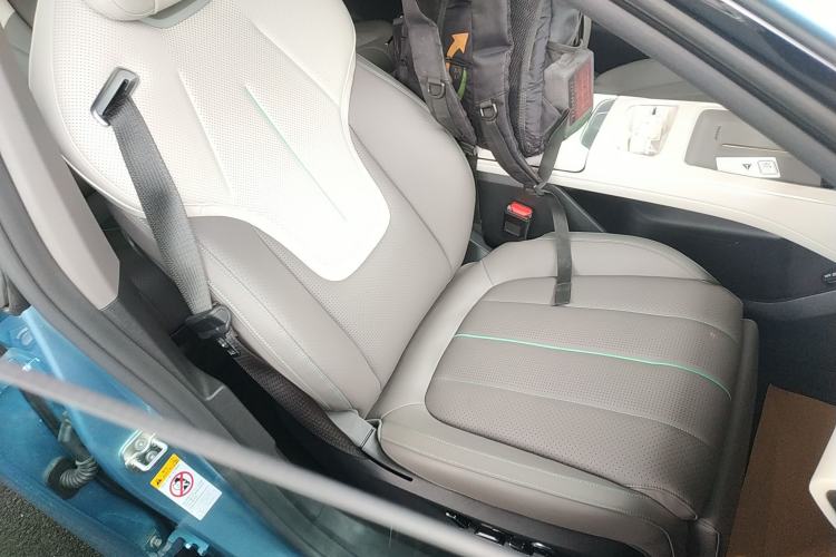 Used Deepal L07 2025 230Max Deep Blue Intelligent Driving AD PRO Range-Extended Version Right Front Seat