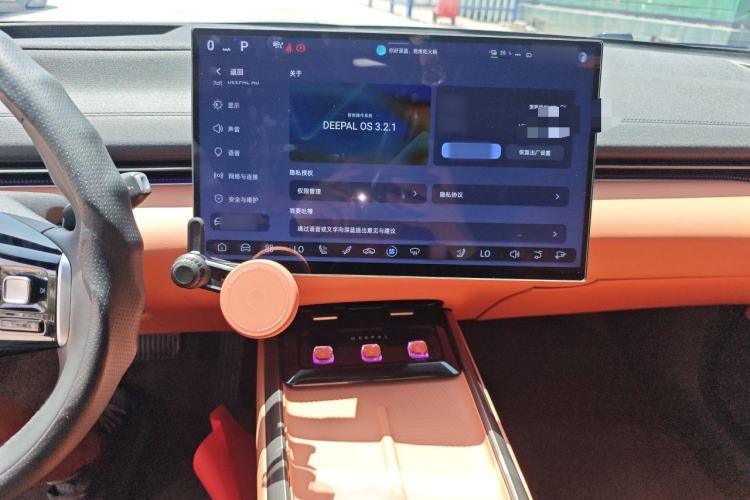 Used Deepal L07 2025 530 Ultra Qiankun Intelligent Driving ADS SE Pure Electric Version Audio And AC Panel