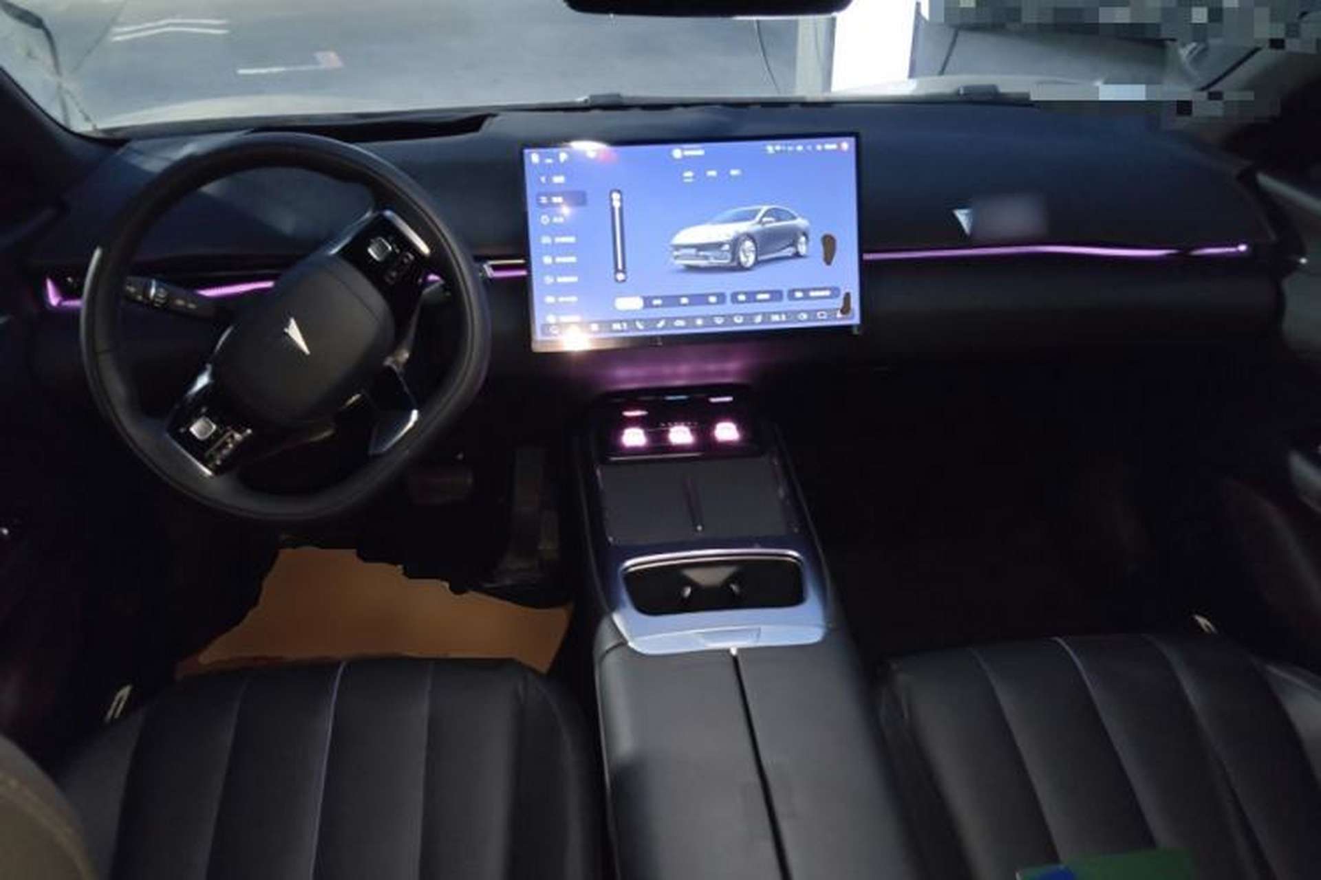 Used Deepal L07 2025 530 Ultra DeepBlue Intelligent Driving AD PRO Pure-Electric Version Center Console