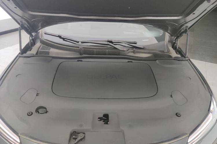 Used Deepal L07 2025 230 Ultra with DeepBlue Intelligent Driving AD PRO Extended-Range Version Engine Bay