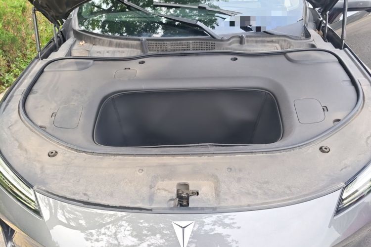 Used Deepal L07 2025 530 Ultra DeepBlue Intelligent Driving AD PRO Pure-Electric Version Engine Bay