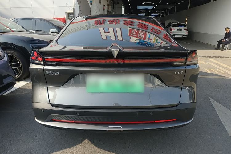 Used Deepal L07 2025 300Ultra with DeepBlue Intelligent Driving AD PRO Extended-Range Version Exterior 4