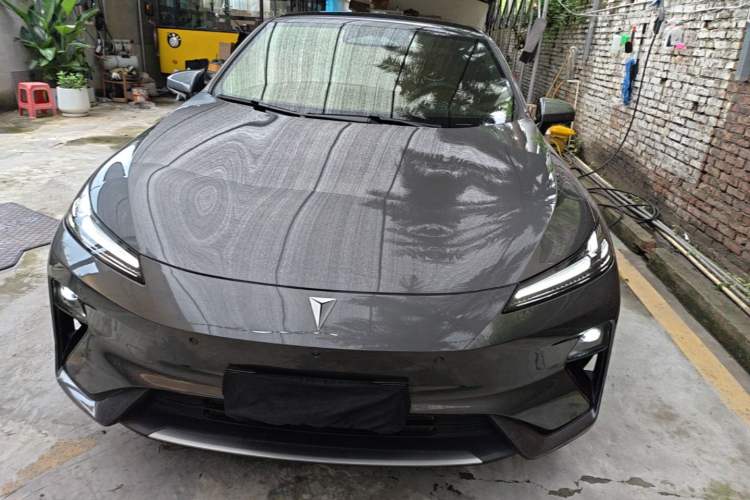 Used Deepal L07 2025 300Ultra Qiankun Intelligent Driving ADS SE Range-Extended Version Front
