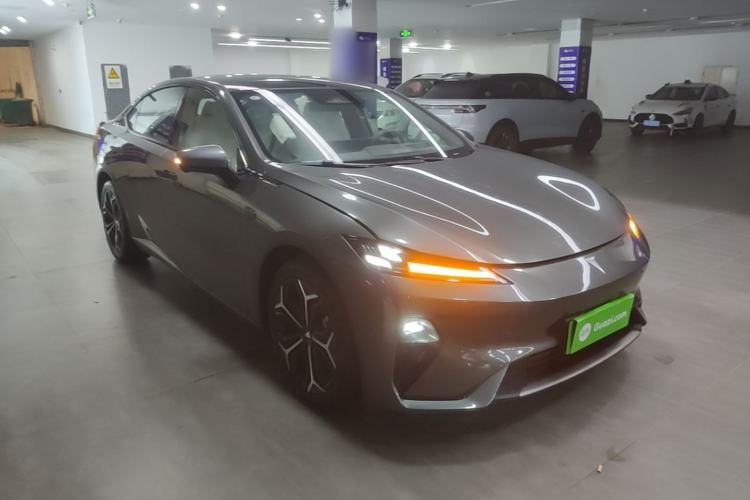 Used Deepal L07 2025 230 Ultra with DeepBlue Intelligent Driving AD PRO Extended-Range Version Front Right 45 Deg