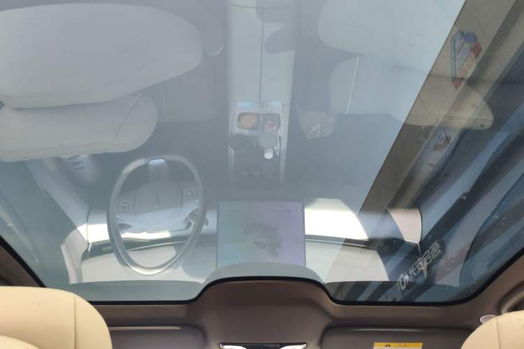 Used Deepal L07 2025 530 Ultra DeepBlue Intelligent Driving AD PRO Pure-Electric Version Headliner