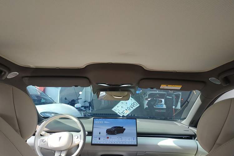 Used Deepal L07 2025 300Ultra with DeepBlue Intelligent Driving AD PRO Extended-Range Version Headliner