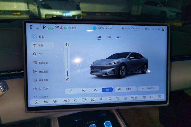 Used Deepal L07 2025 230 Ultra with DeepBlue Intelligent Driving AD PRO Extended-Range Version Instrument Cluster