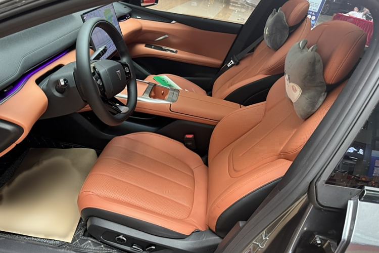 Used Deepal L07 2025 530 Ultra Qiankun Intelligent Driving ADS SE Pure Electric Version Interior 7