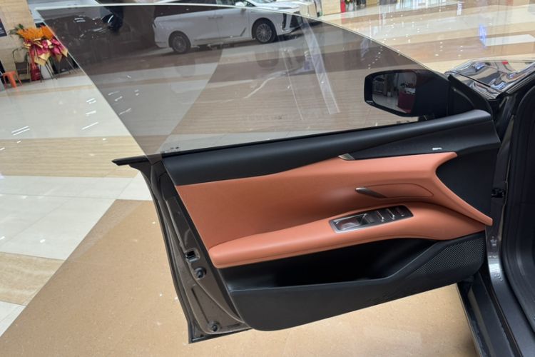 Used Deepal L07 2025 530 Ultra Qiankun Intelligent Driving ADS SE Pure Electric Version Interior 9