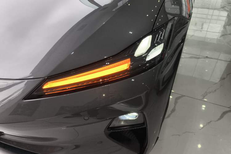 Used Deepal L07 2025 300Ultra with DeepBlue Intelligent Driving AD PRO Extended-Range Version Left Front Headlight