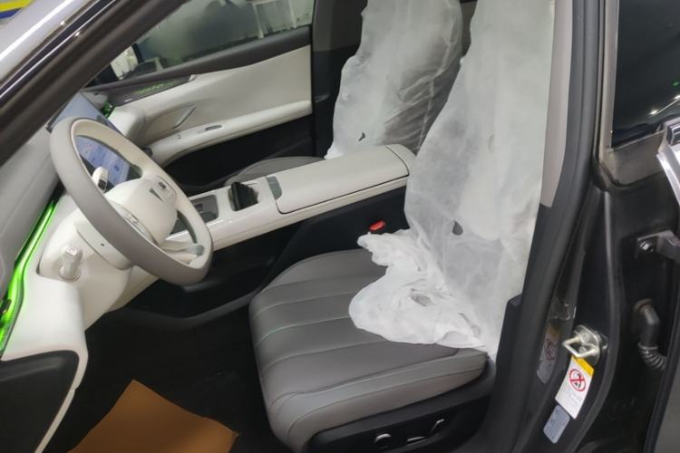 Used Deepal L07 2025 230 Ultra with DeepBlue Intelligent Driving AD PRO Extended-Range Version Left Front Seat