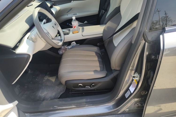 Used Deepal L07 2025 530 Ultra DeepBlue Intelligent Driving AD PRO Pure-Electric Version Left Front Seat