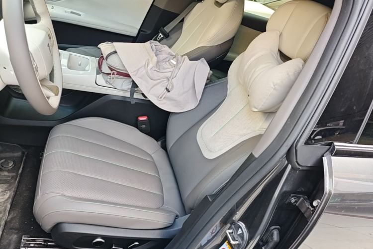 Used Deepal L07 2025 530 Ultra Qiankun Intelligent Driving ADS SE Pure Electric Version Left Front Seat
