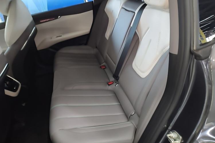 Used Deepal L07 2025 530 Ultra DeepBlue Intelligent Driving AD PRO Pure-Electric Version Left Rear Seat
