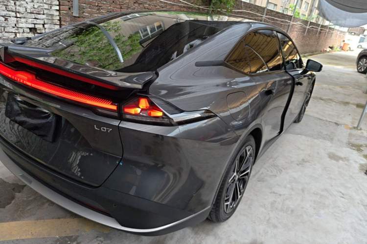 Used Deepal L07 2025 300Ultra Qiankun Intelligent Driving ADS SE Range-Extended Version Rear Right 45 Deg
