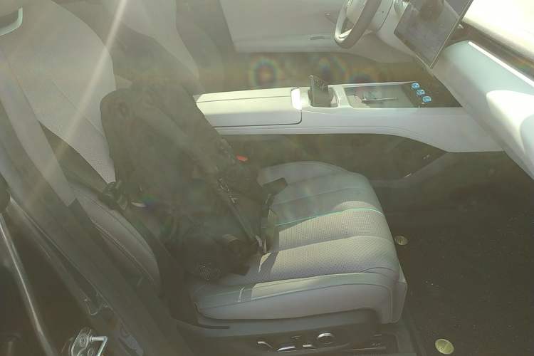 Used Deepal L07 2025 300Ultra with DeepBlue Intelligent Driving AD PRO Extended-Range Version Right Front Seat