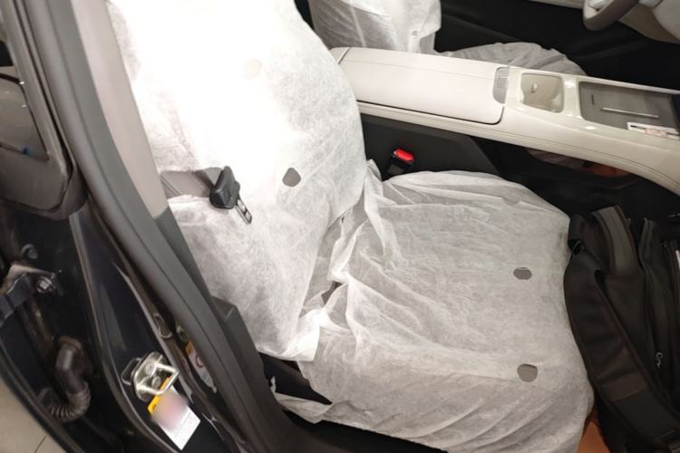 Used Deepal L07 2025 300Ultra Qiankun Intelligent Driving ADS SE Range-Extended Version Right Front Seat