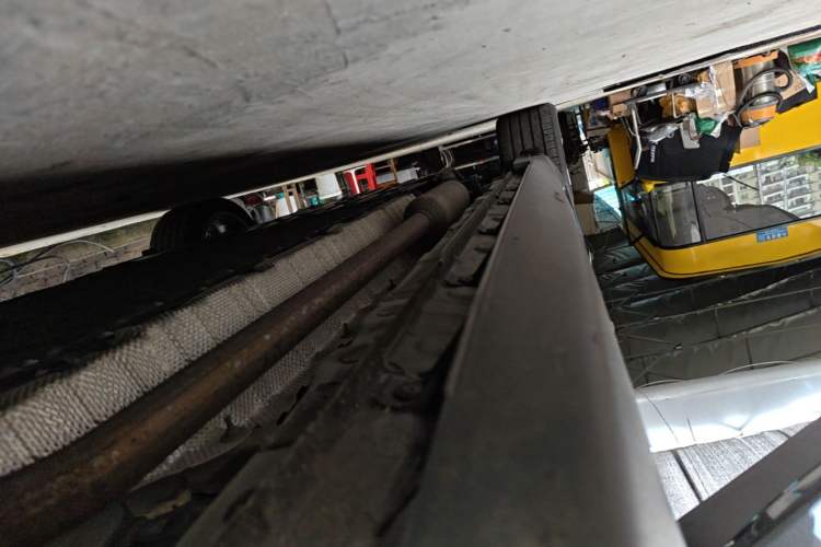 Used Deepal L07 2025 300Ultra Qiankun Intelligent Driving ADS SE Range-Extended Version Right Side Sill