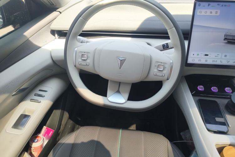 Used Deepal L07 2025 530 Ultra DeepBlue Intelligent Driving AD PRO Pure-Electric Version Steering Wheel