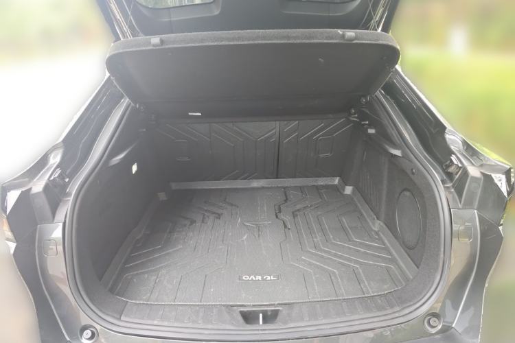 Used Deepal L07 2025 530 Ultra DeepBlue Intelligent Driving AD PRO Pure-Electric Version Trunk