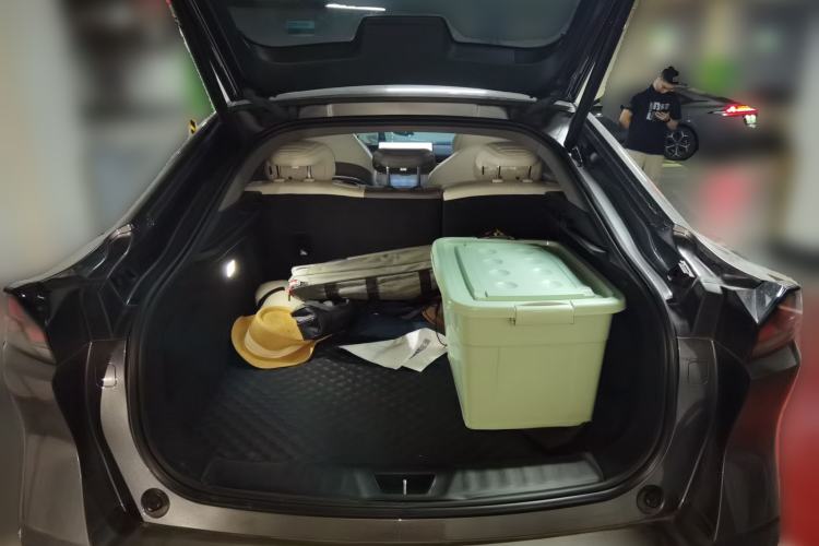 Used Deepal L07 2025 230 Ultra with DeepBlue Intelligent Driving AD PRO Extended-Range Version Trunk