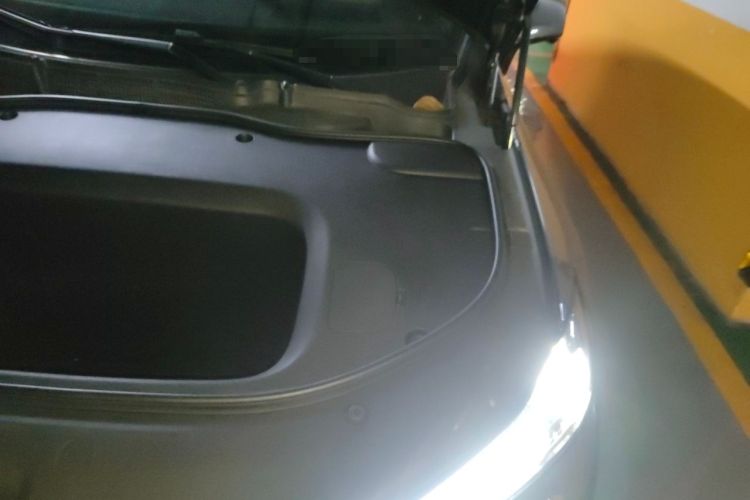 Used Deepal L07 2025 530 Ultra Qiankun Intelligent Driving ADS SE Pure Electric Version Engine Bay Left