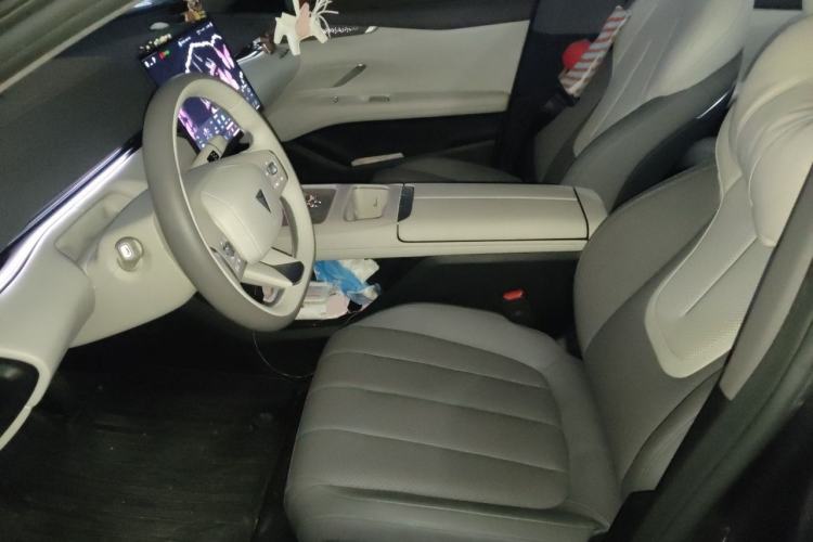 Used Deepal L07 2025 530 Ultra Qiankun Intelligent Driving ADS SE Pure Electric Version Left Front Seat