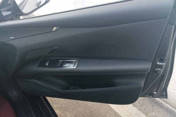 Used Deepal L07 2025 530 Ultra DeepBlue Intelligent Driving AD PRO Pure-Electric Version Right Front Door Interior