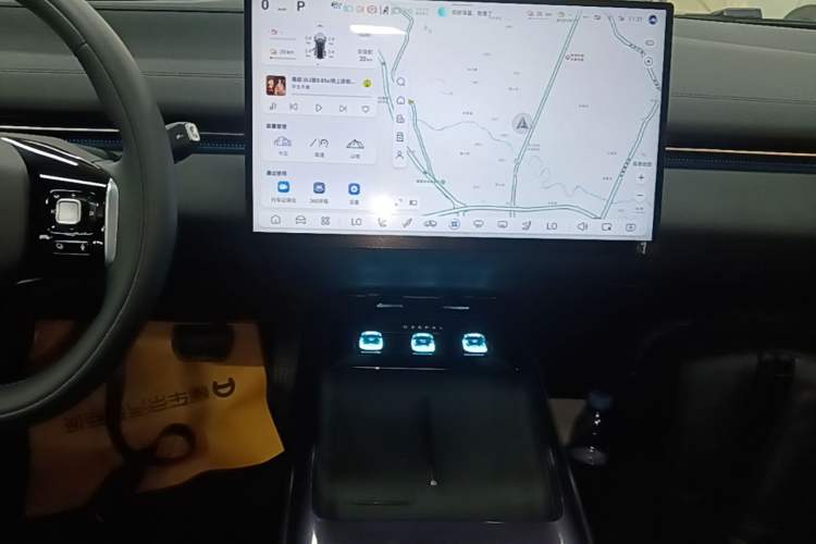 Used Deepal L07 2025 230 Ultra with DeepBlue Intelligent Driving AD PRO Extended-Range Version Audio And AC Panel