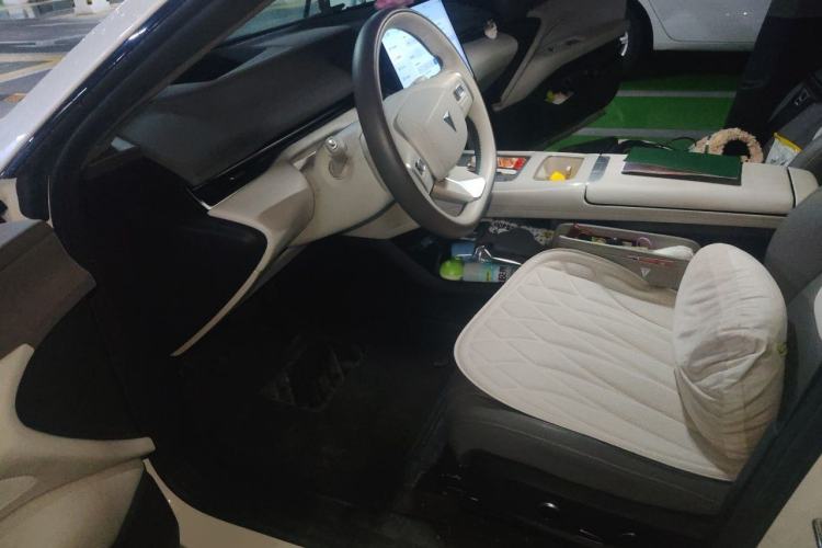 Used Deepal L07 2025 300Ultra with DeepBlue Intelligent Driving AD PRO Extended-Range Version Driver Seat