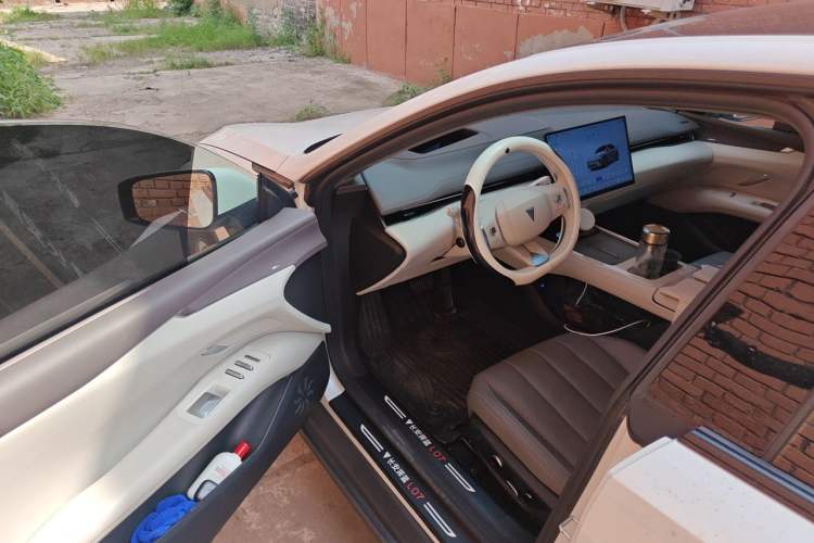 Used Deepal L07 2025 530 Ultra DeepBlue Intelligent Driving AD PRO Pure-Electric Version Driver Seat