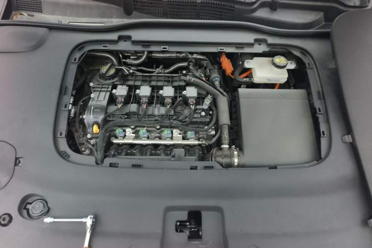 Used Deepal L07 2025 300Ultra with DeepBlue Intelligent Driving AD PRO Extended-Range Version Engine Bay