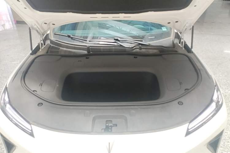 Used Deepal L07 2025 530 Ultra Qiankun Intelligent Driving ADS SE Pure Electric Version Engine Bay