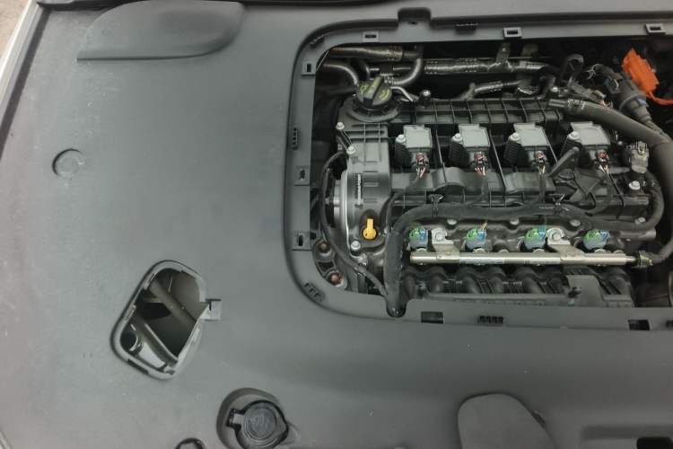Used Deepal L07 2025 300Ultra with DeepBlue Intelligent Driving AD PRO Extended-Range Version Engine Bay Right