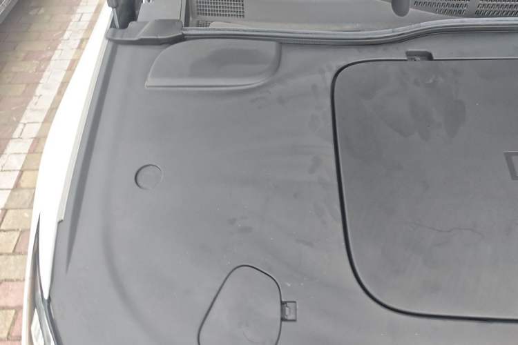 Used Deepal L07 2025 230 Ultra Qiankun Intelligent Driving ADS SE Range-Extended Version Engine Bay Right