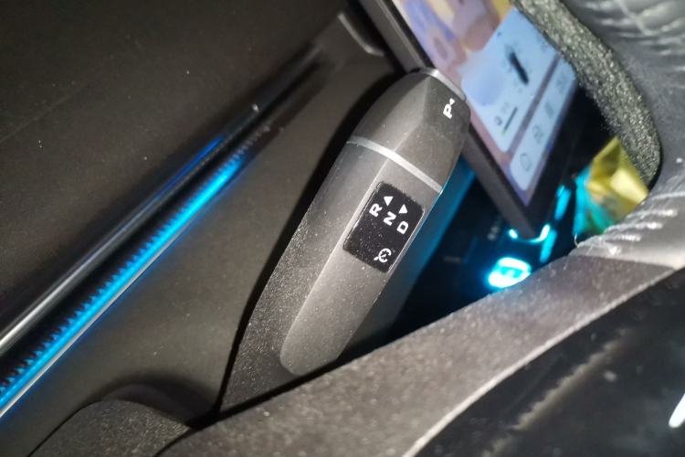 Used Deepal L07 2025 230 Ultra with DeepBlue Intelligent Driving AD PRO Extended-Range Version Gear Lever