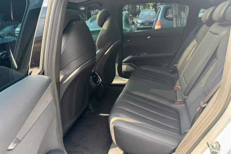 Used Deepal L07 2025 230 Ultra with DeepBlue Intelligent Driving AD PRO Extended-Range Version Interior 3