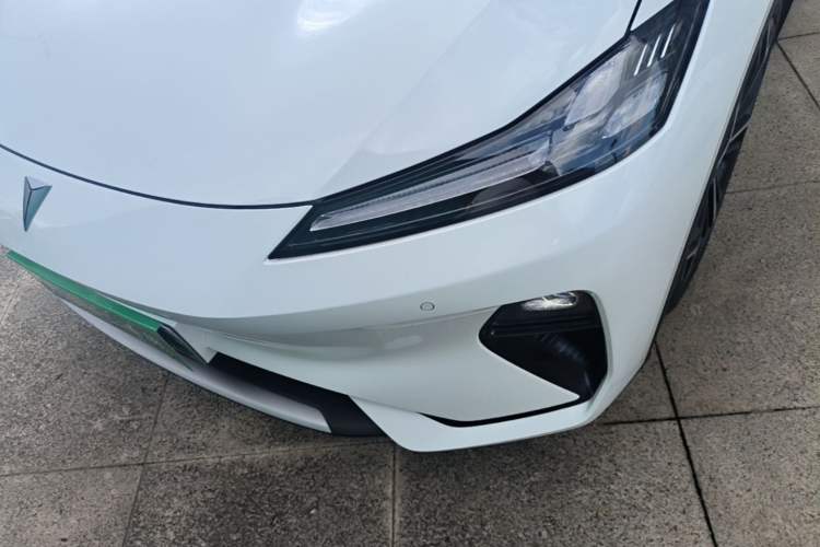 Used Deepal L07 2025 230 Ultra Qiankun Intelligent Driving ADS SE Range-Extended Version Left Front Headlight