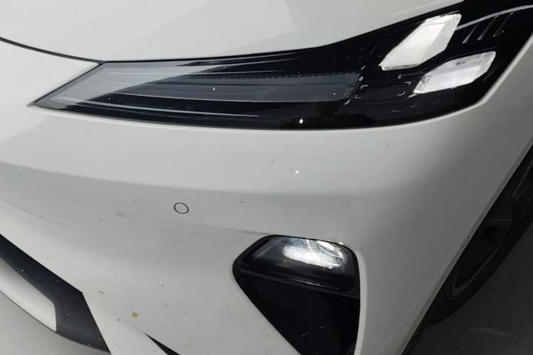 Used Deepal L07 2025 530 Ultra DeepBlue Intelligent Driving AD PRO Pure-Electric Version Left Front Headlight