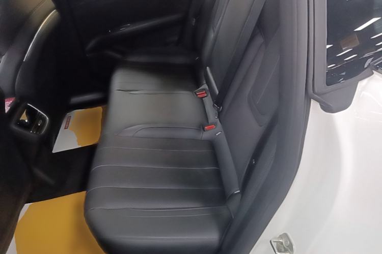 Used Deepal L07 2025 230 Ultra with DeepBlue Intelligent Driving AD PRO Extended-Range Version Left Rear Seat