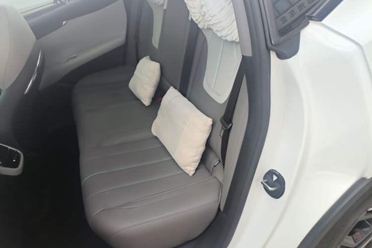 Used Deepal L07 2025 230 Ultra Qiankun Intelligent Driving ADS SE Range-Extended Version Left Rear Seat