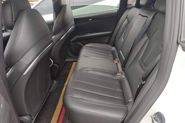 Used Deepal L07 2025 230 Ultra with DeepBlue Intelligent Driving AD PRO Extended-Range Version Left Rear Seat