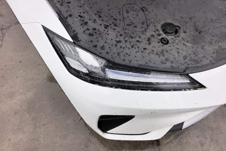 Used Deepal L07 2025 230 Ultra with DeepBlue Intelligent Driving AD PRO Extended-Range Version Right Front Headlight