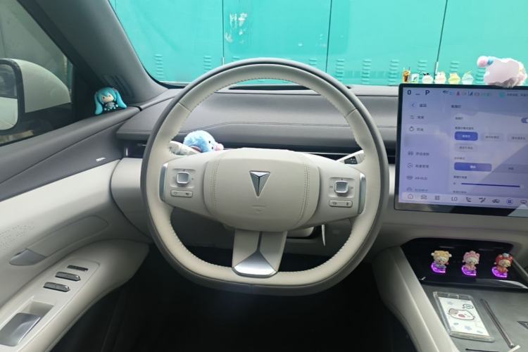 Used Deepal L07 2025 230 Ultra Qiankun Intelligent Driving ADS SE Range-Extended Version Steering Wheel